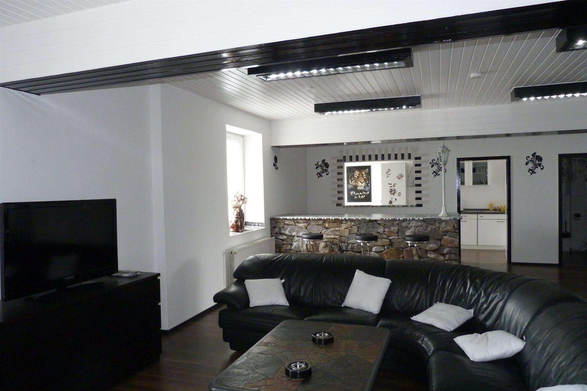 Suite-apartment-essen 3* Essen