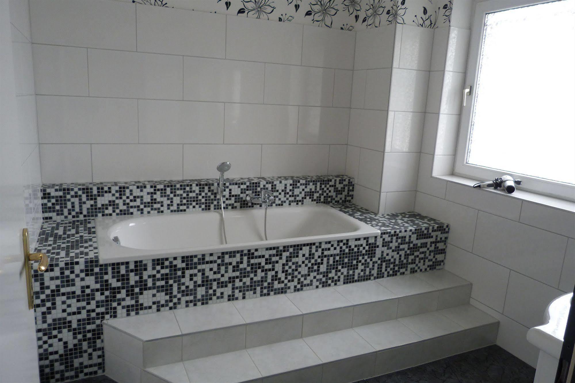 Suite-apartment-essen Hotel 3*